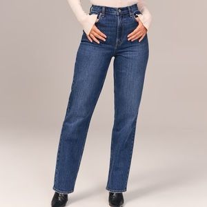 Abercrombie & Fitch Curve Love Ultra High Rise 90s Straight Jean